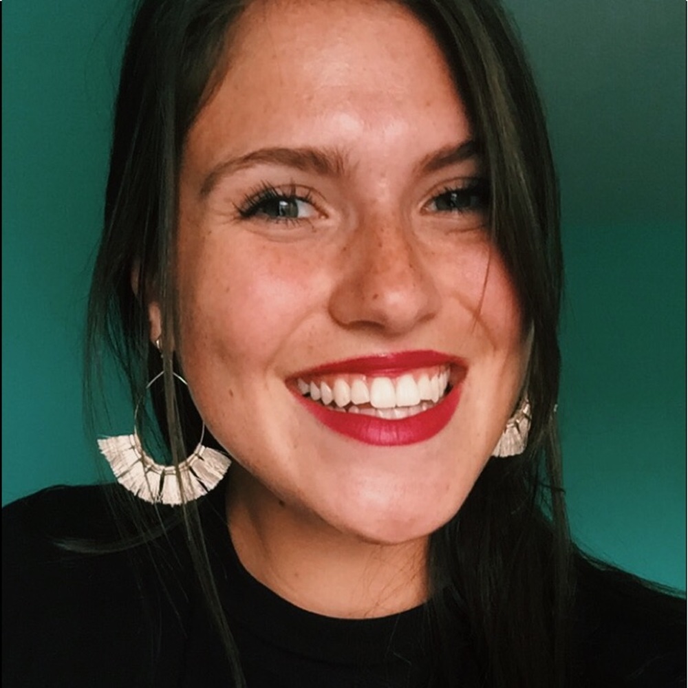 Meet your Posher, Savannah